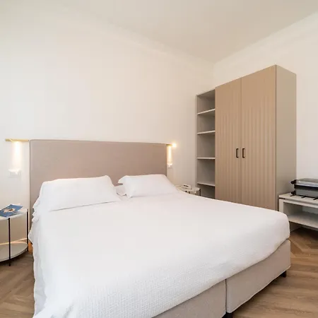 Majestic Otel 3*