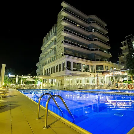 Otel Majestic 3*